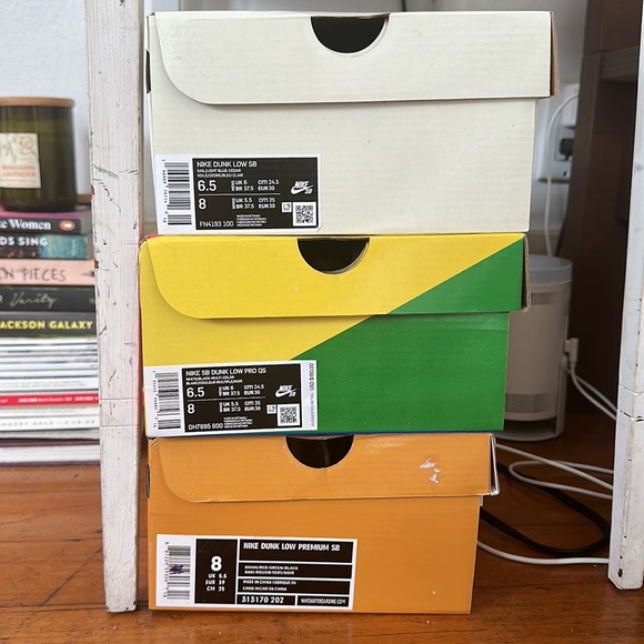 Nike SB Dunks red/khaki/green Freddy Krueger Women’s 8 - Picture 7 of 7